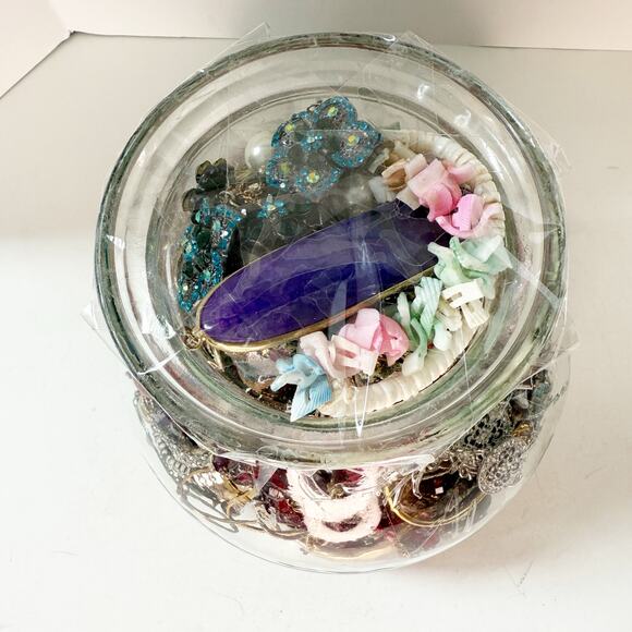 Mystery Jewelry Jar - Picture 4 of 5
